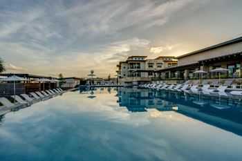 Relaxing Pool Area With Sundeck at Berkshire Santal, Austin, Texas